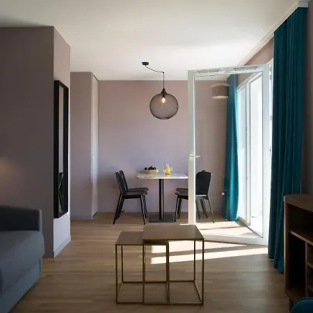 App 4 People In With Thermal Baths And In Apartament Châtel-Guyon